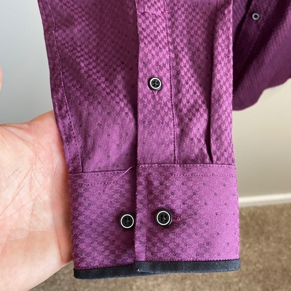 Le Chateau Tailored Fit Men's Purple Long Sleeve Button‎ Up Shirt Size 16-16.5 - Picture 3 of 11